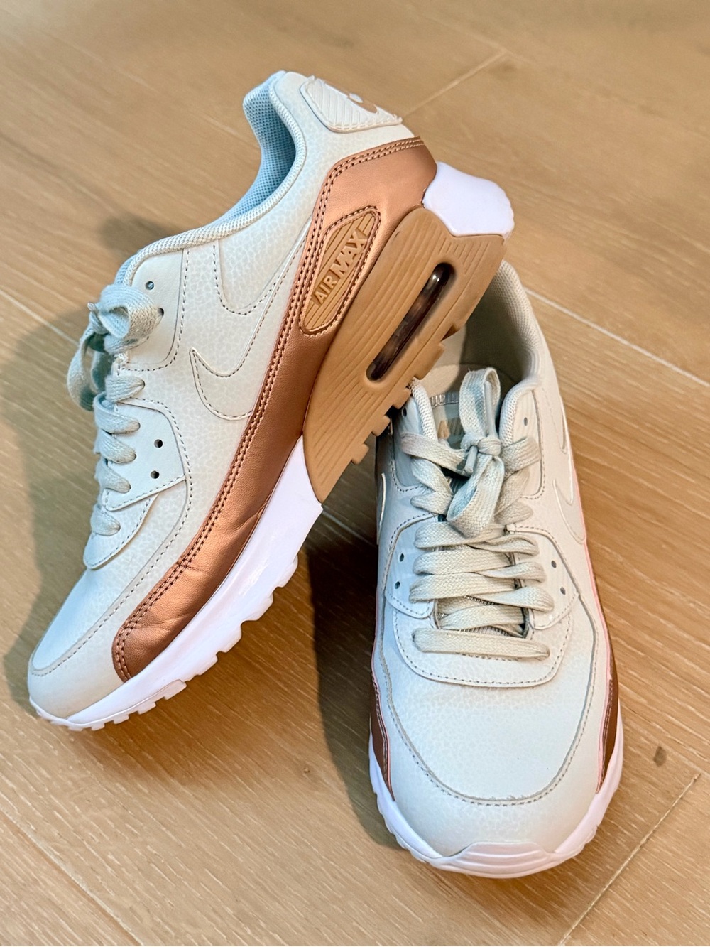 Nike Airmax Women's Sneakers in White and Bronze - Picture 2 of 4